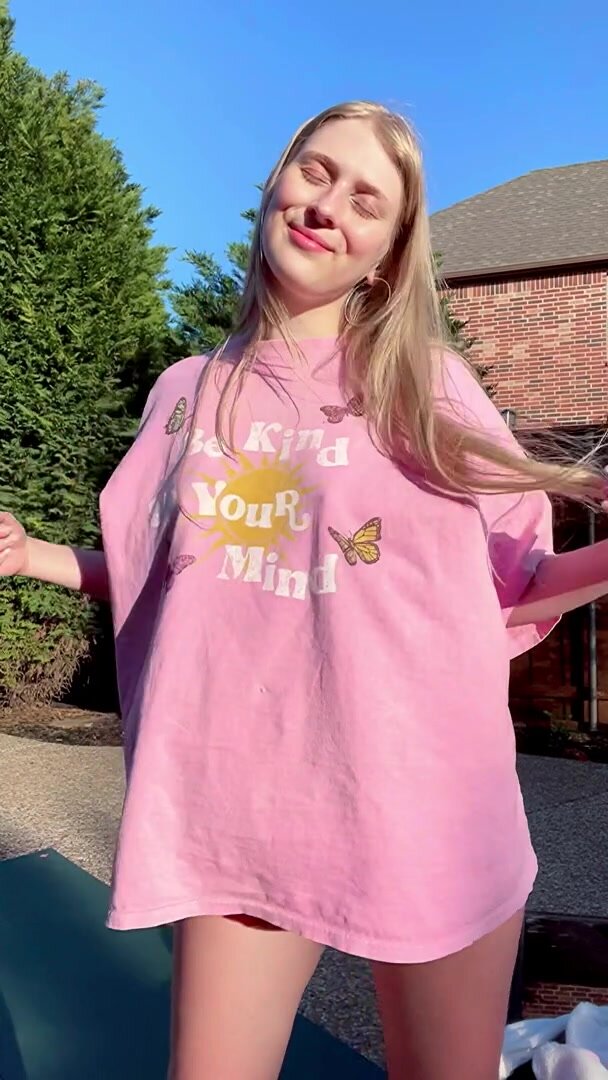 Any B Cup lovers around to appreciate this drop?