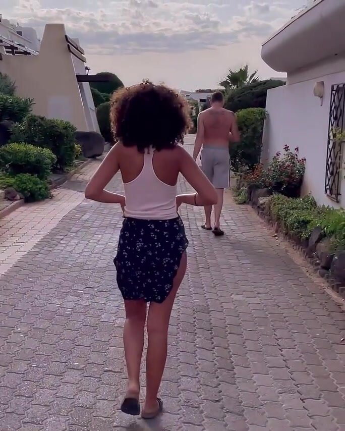 Hey its me, the girl next door