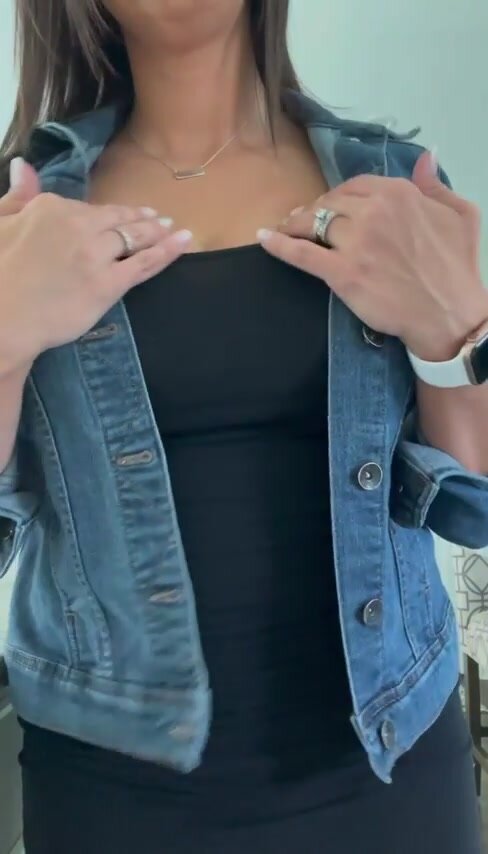 Love to show you my natural milf body.