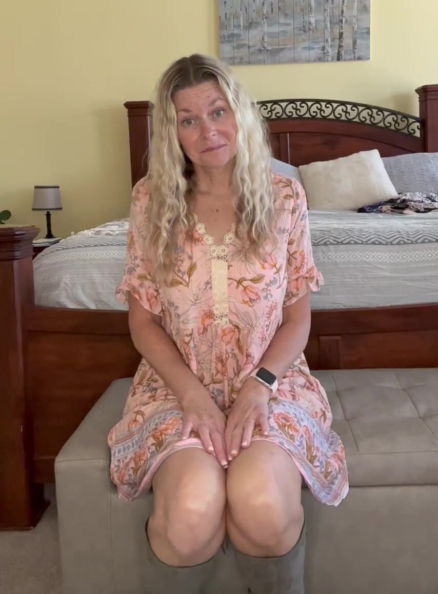 No panties means easy access for you