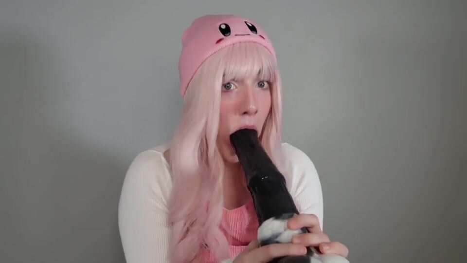 Really doing my best to give off the Kirby vibes