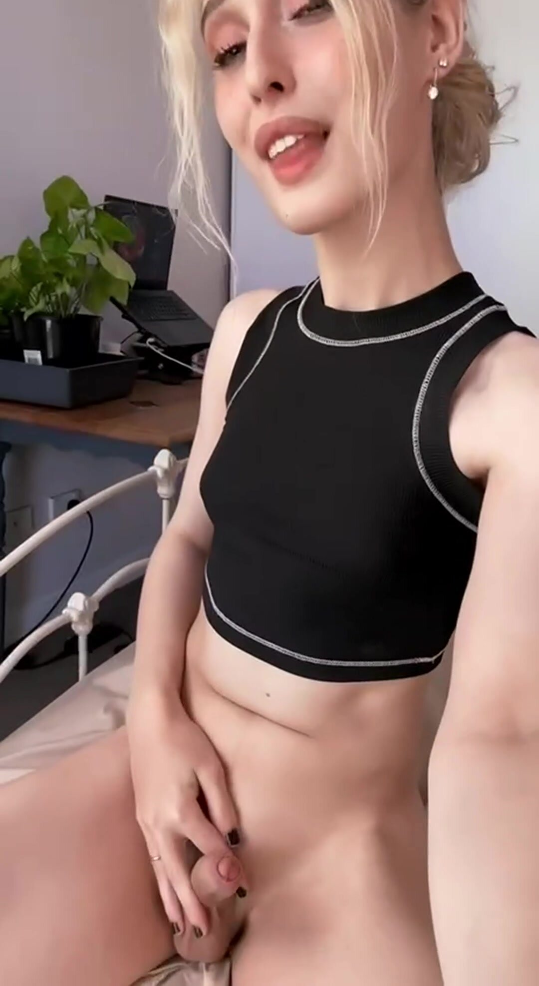 Any older men who'd go on a date with me?