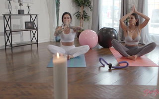 Sports chicks Heather Vahn and Joanna Angel try out the lesbian yoga