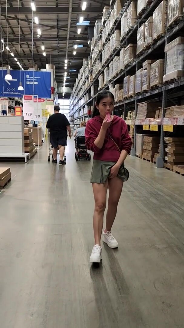 I could be behind you right now and you'd never know