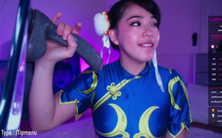 Chun-Li Gagging on Rubber Cock and Shaking Big Ass On It - Webcam