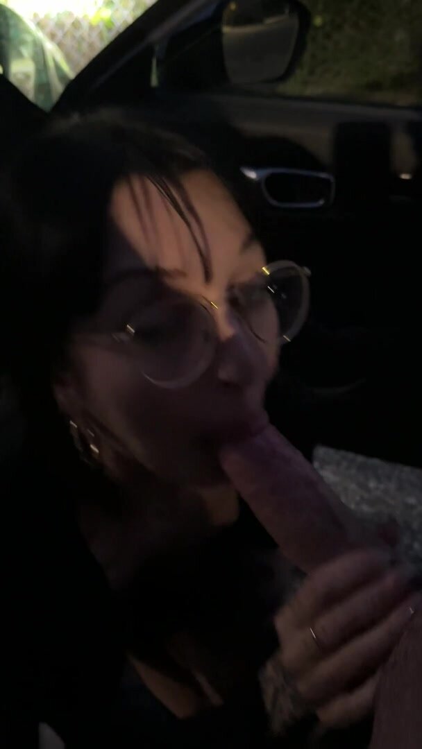 He took me out to dinner so I sucked him off and let him cum on my face!
