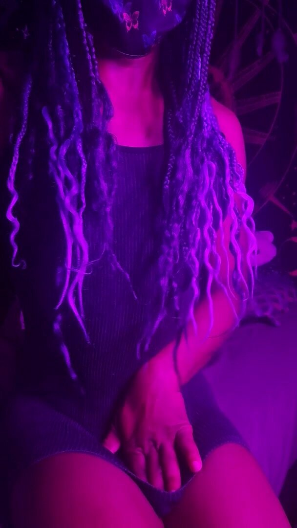 Imagine your gf did this in front of you