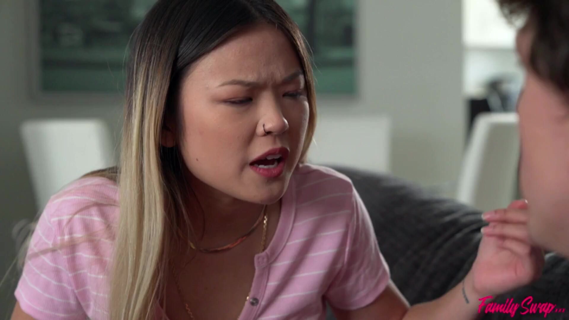 Family Swap - Lauren Phillips & Step sister Lulu Chu