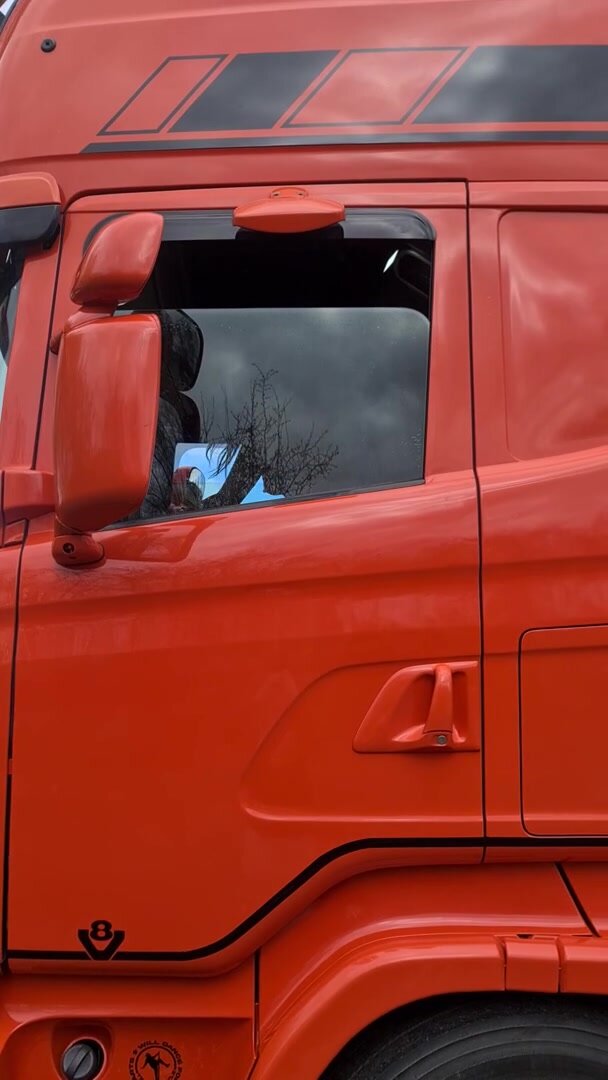 My husband waited outside in the cold while I thanked the trucker for giving us a lift to the petrol station. Lucky he agreed to help us out, my hubby is useless in these situations