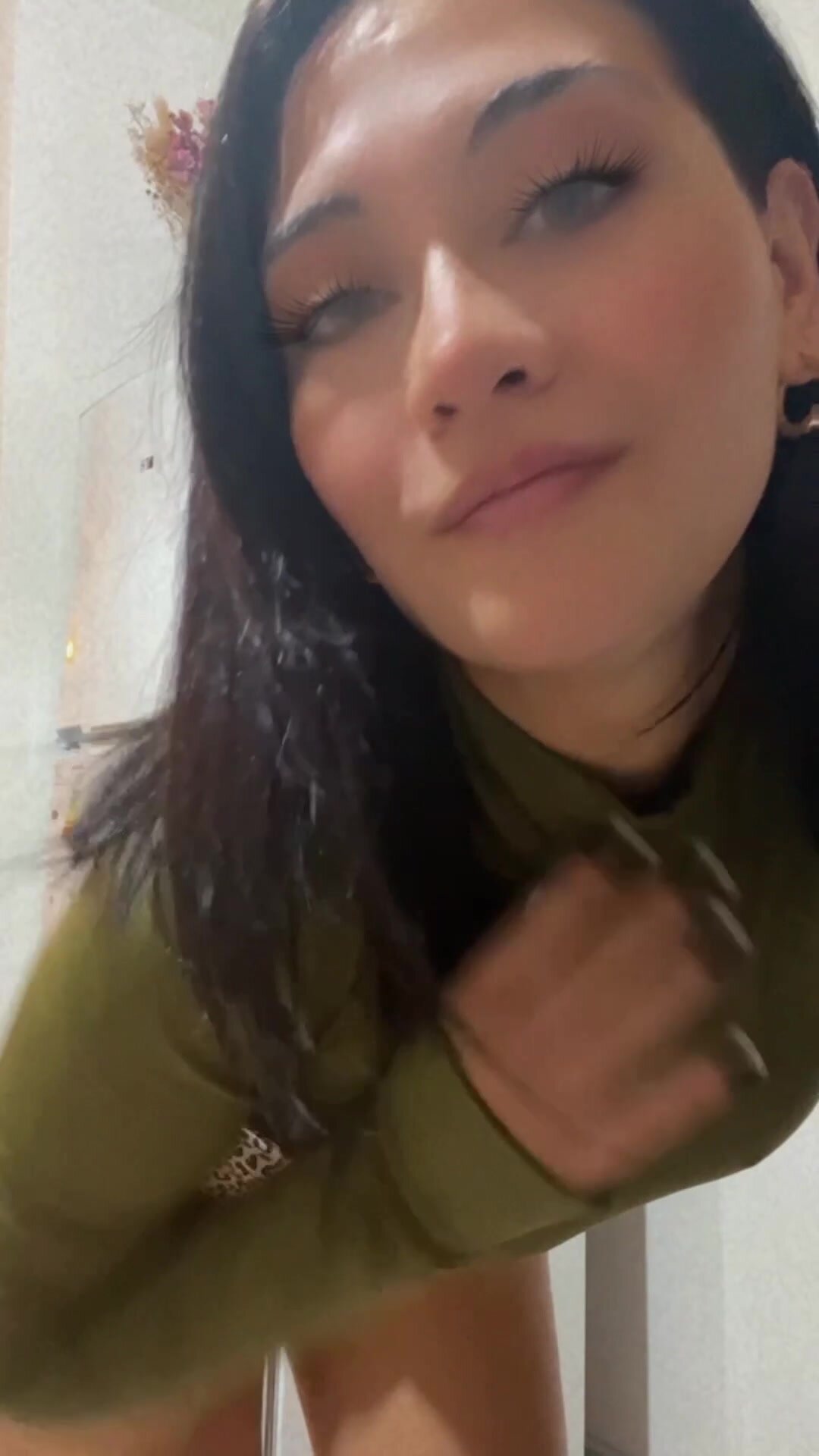 i just want to have fun with the whole neighborhood.. don't worry, hubby knows who he married