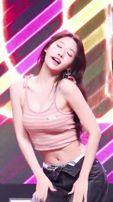 EVERGLOW - Sihyeon