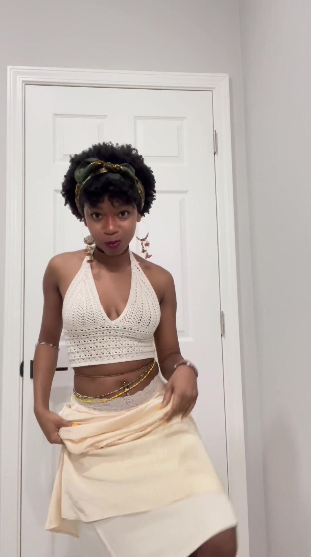 Don't worry, I can still lift up my leg in this skirt