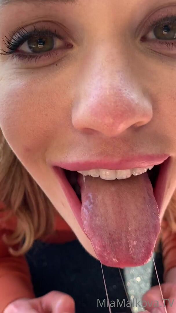 Such a lovely cum slut