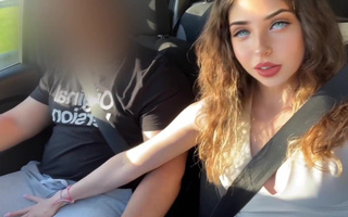 Blue-eyed harlot with big ass fucks in car and begs for more