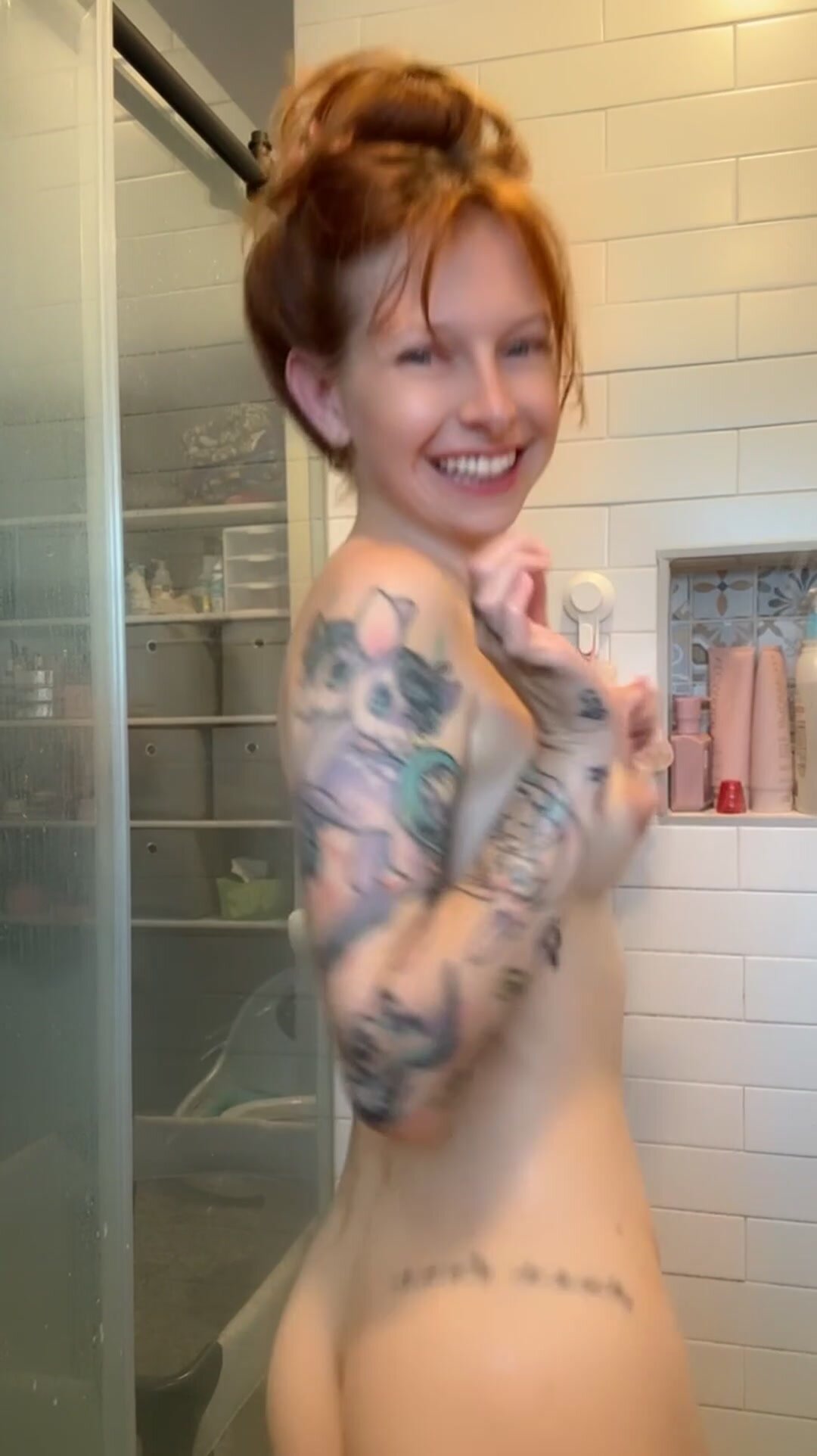 come shower with a natural redhead