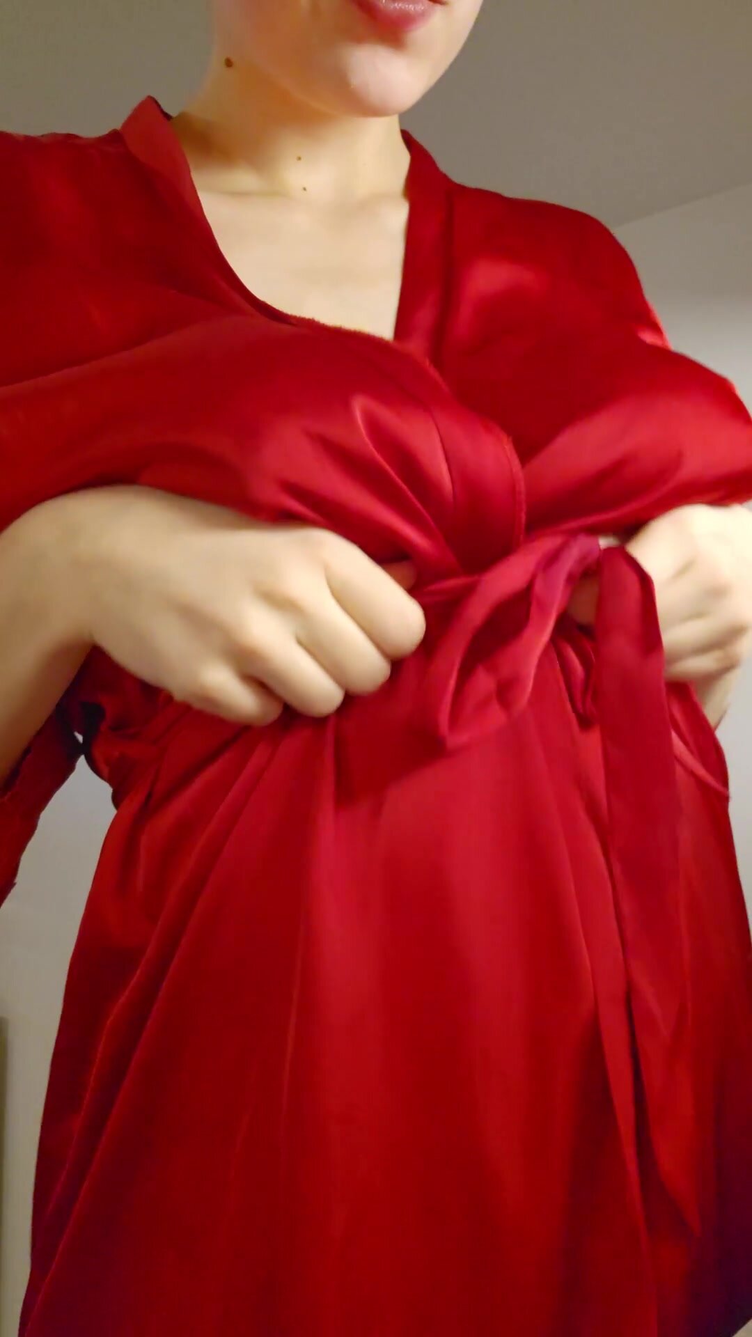 20 weeks preggo body show off