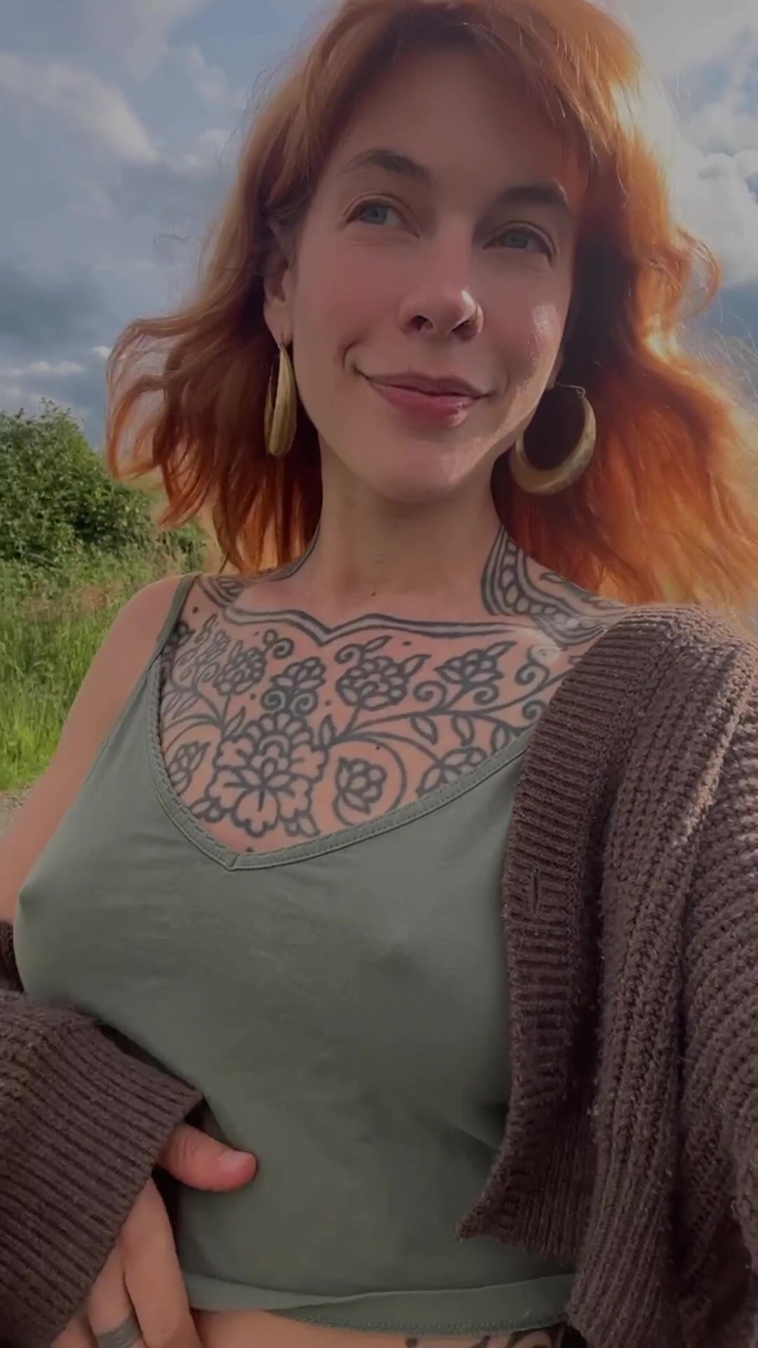 Sunny walk and cute tits