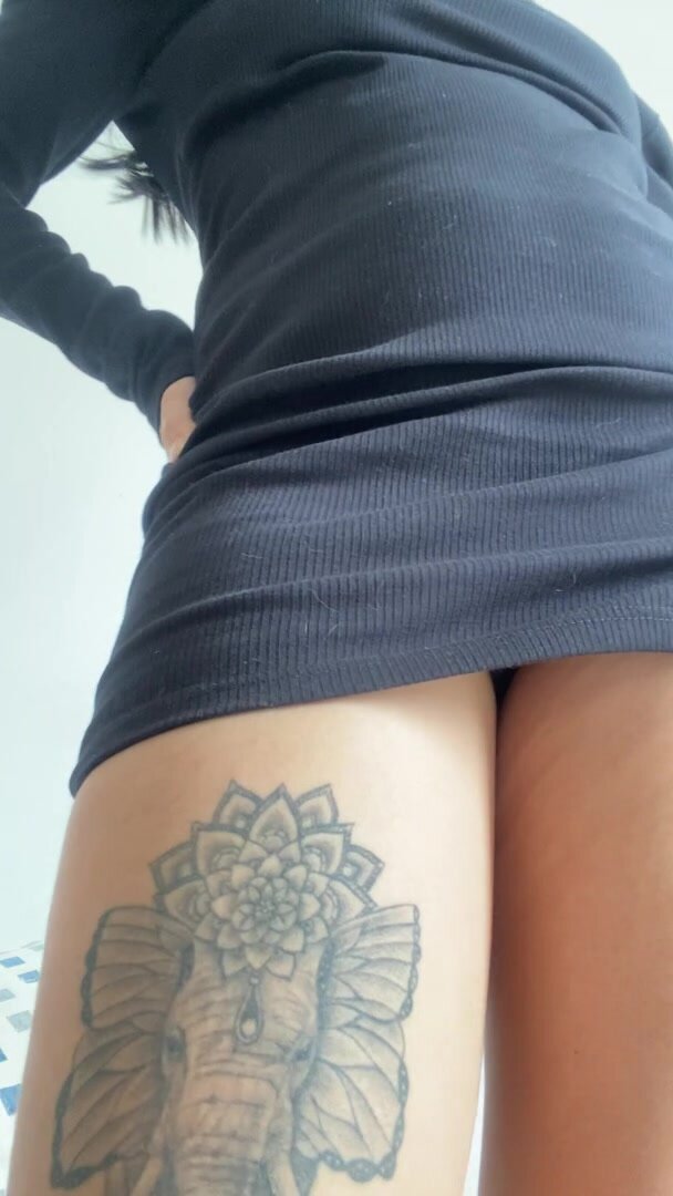 revealing my neatand full bush