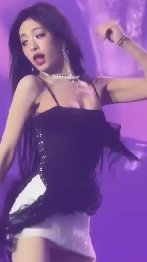 BABYMONSTER - AHYEON