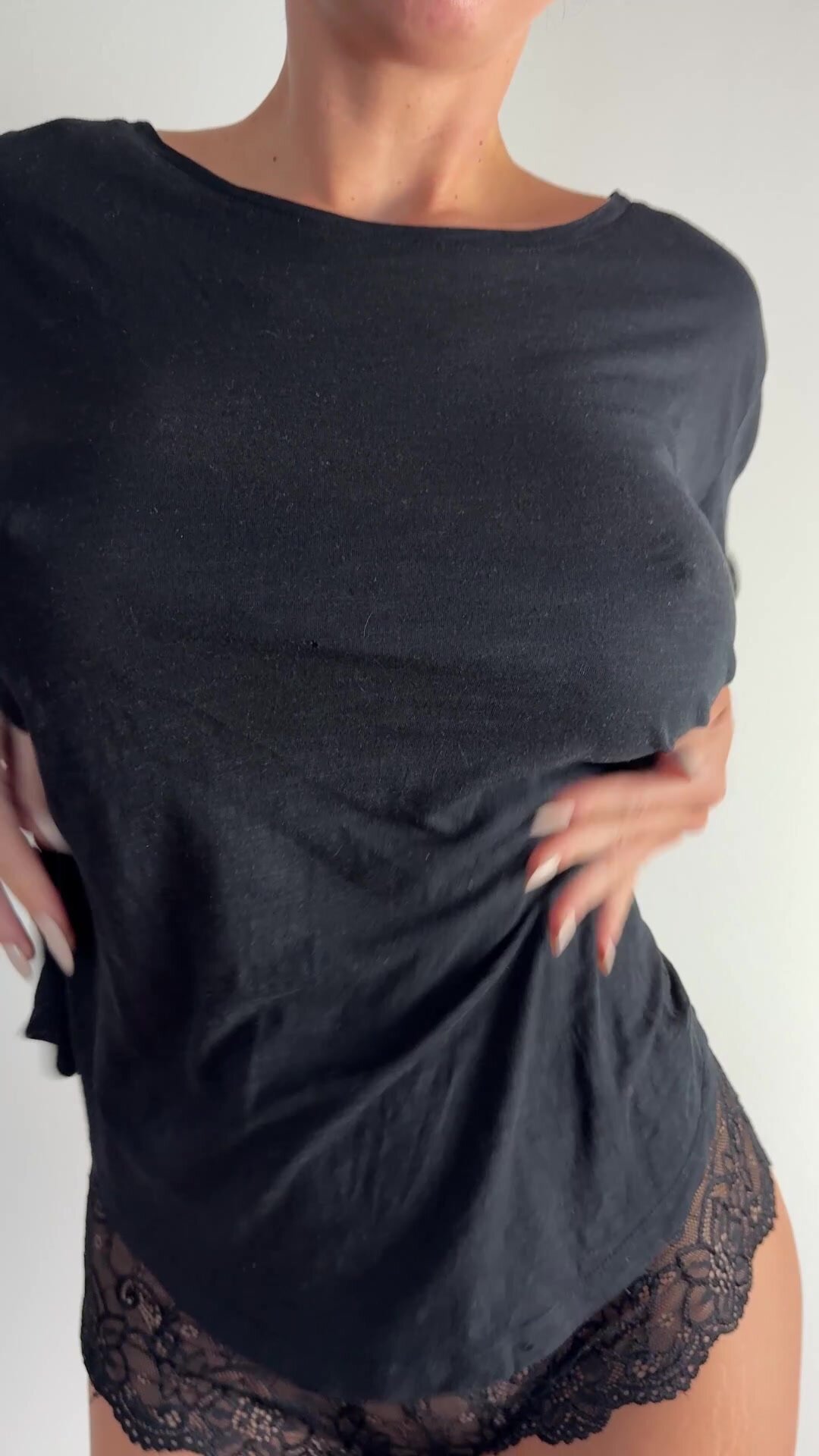 titty reveal for yoouuuu