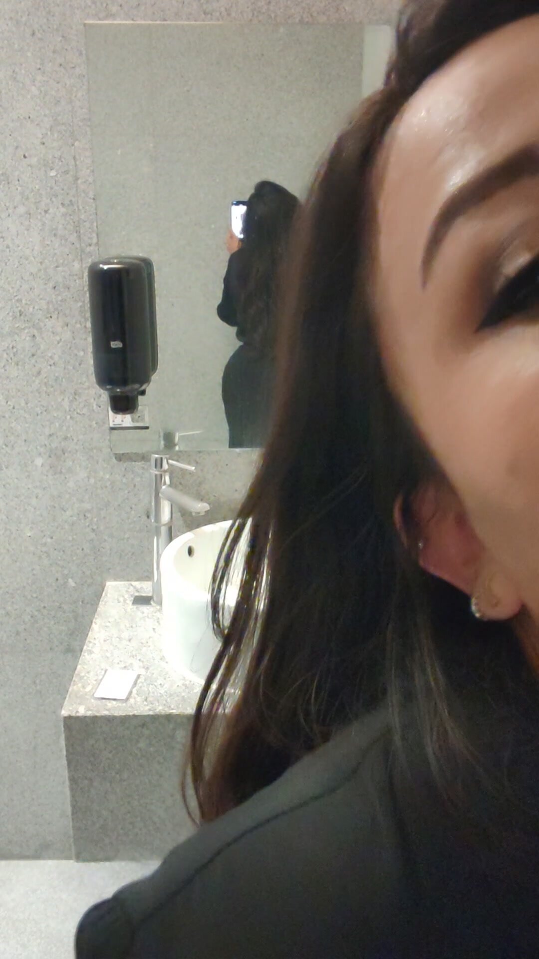 You have a meeting with your coworker later and she sends you this