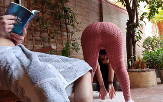 Jerking on my booty Latina step-daughter while she was doing yoga in leggings