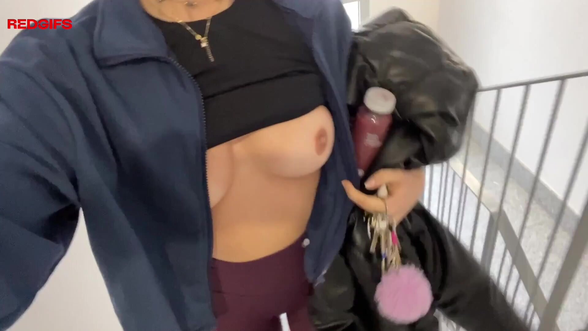On my way to the gym, gotta flex my tits first