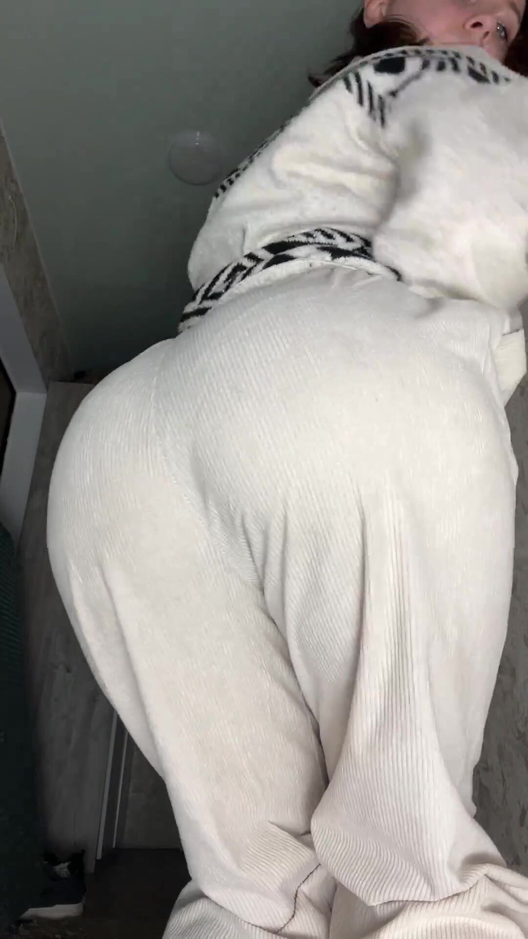 How would you rate my ass babe