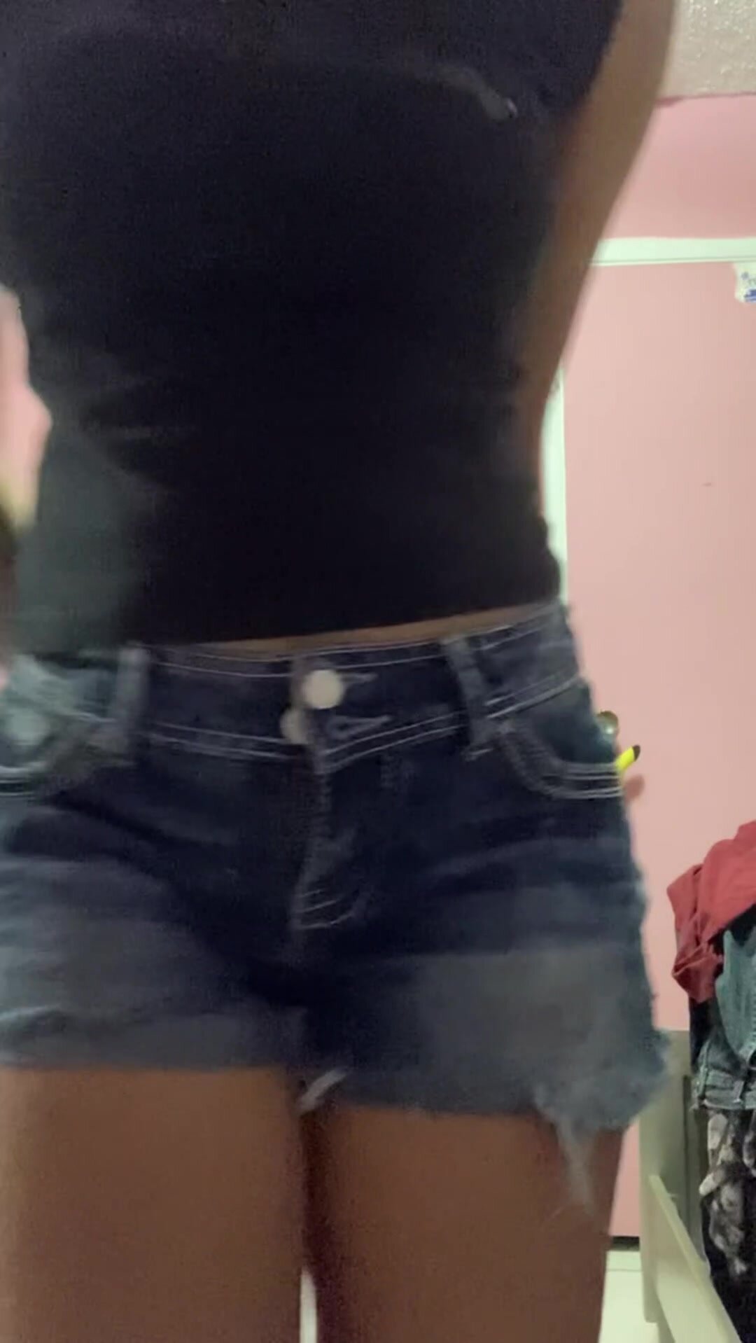 anyone need a big boob gf cuz i rlly need a bf