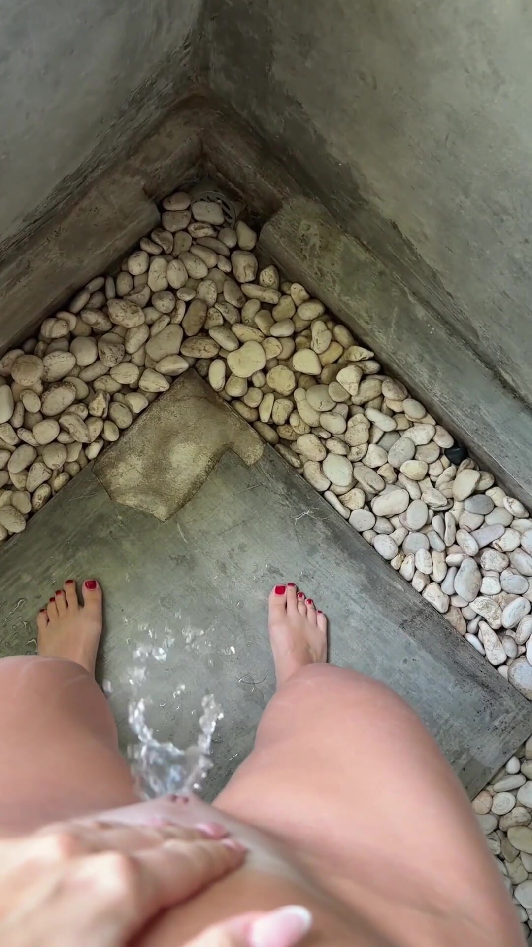 i need u on your knees