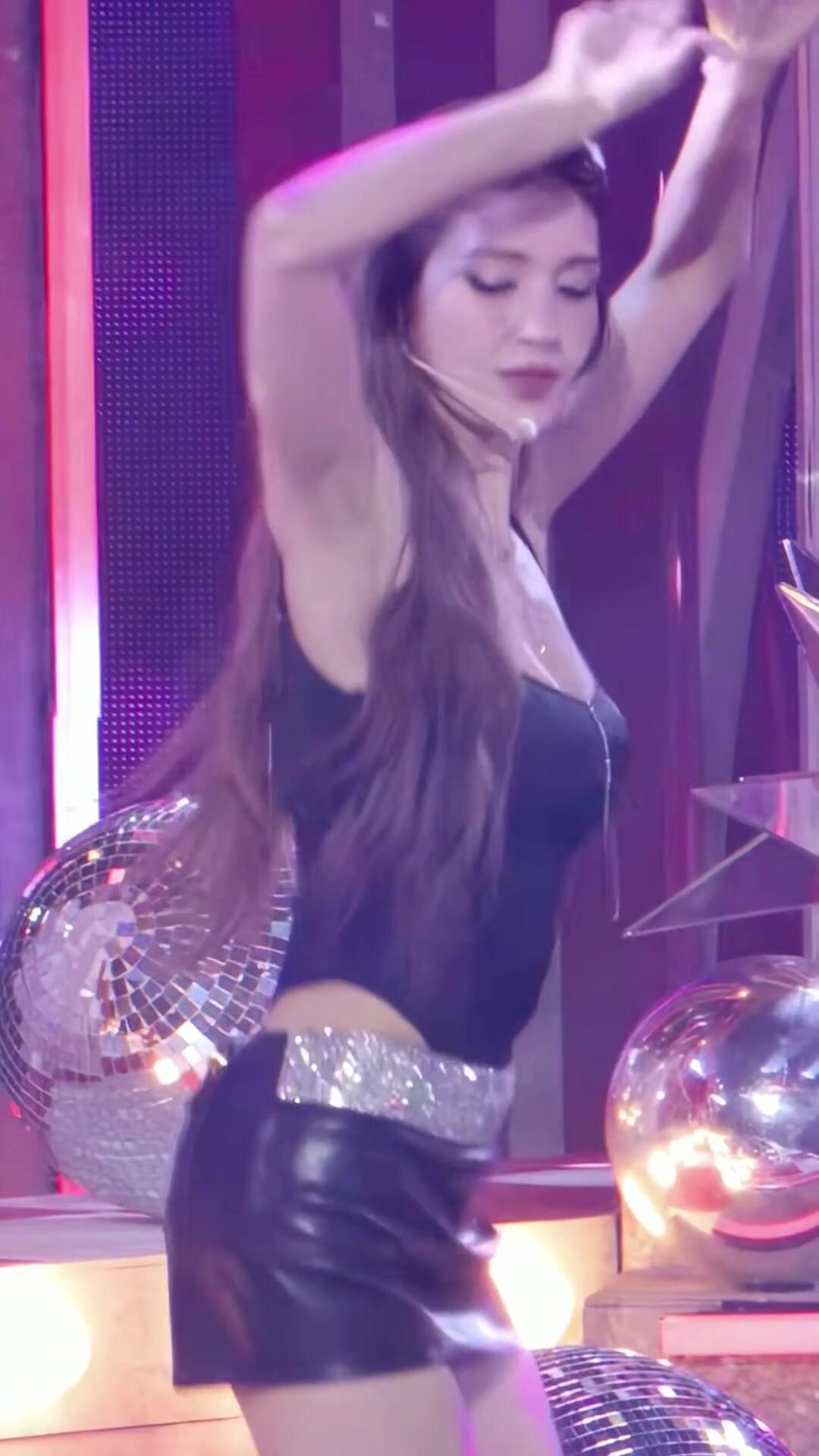 IOI - Somi