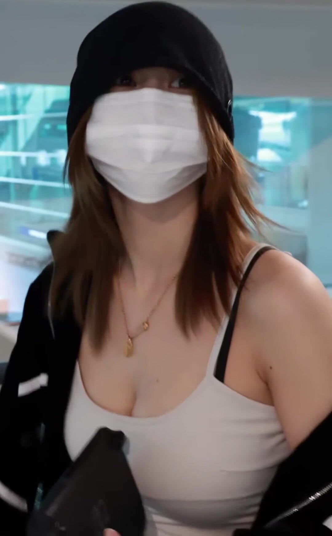 TWICE - Momo
