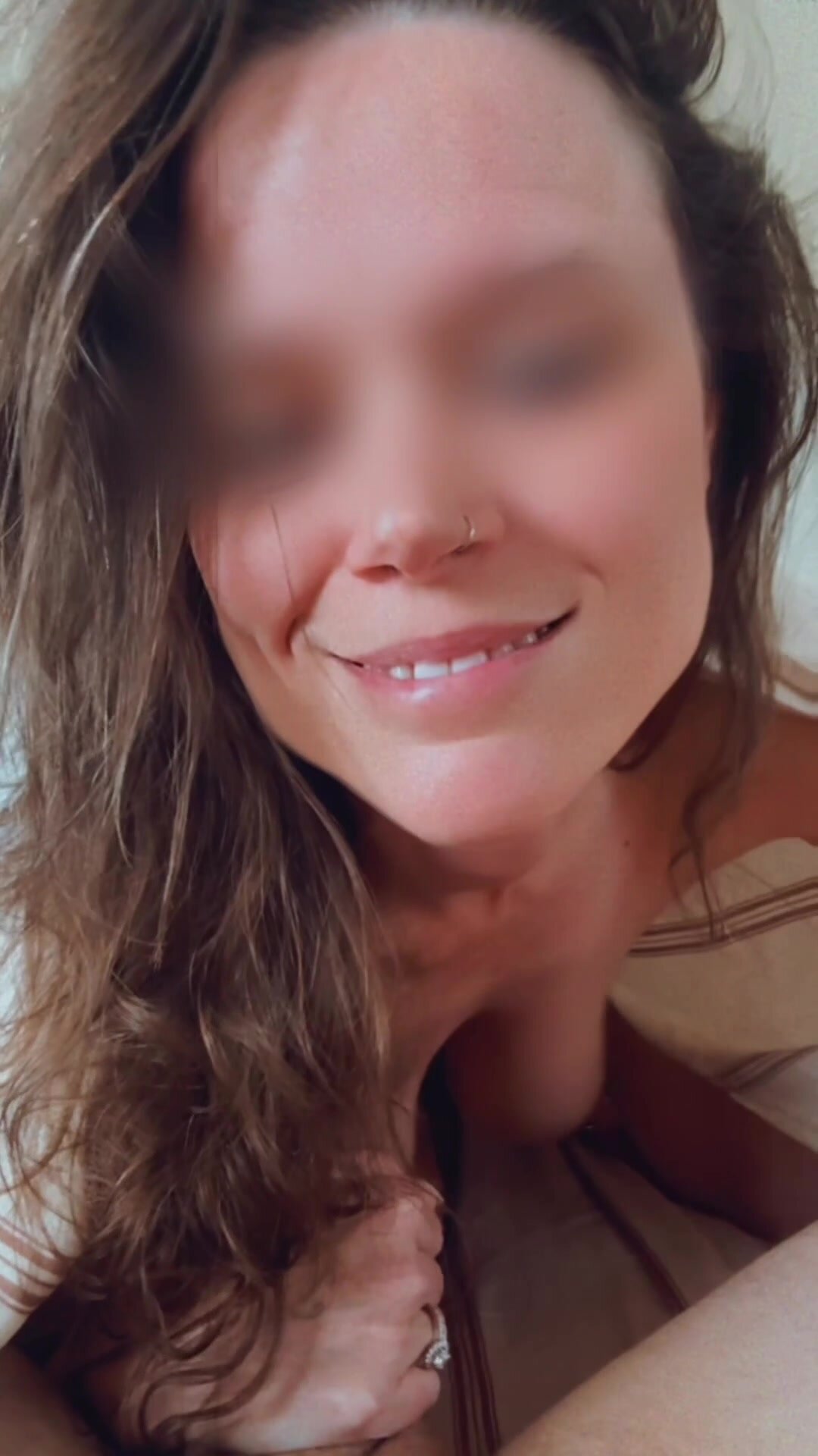 Mammas gonna stroke that cock to get you ready for a hard day.