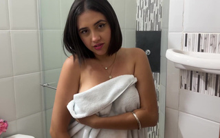 Feeling the pussy of the Latina girlfriend in the hotel bathroom