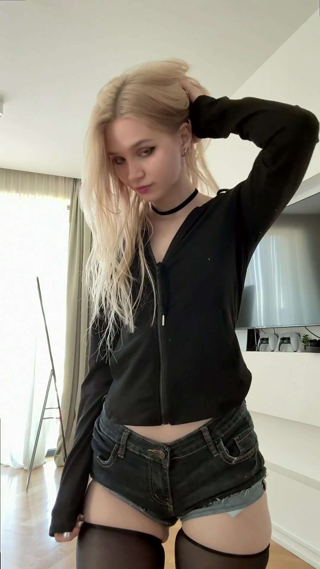 Hope u find me sexy when im bare