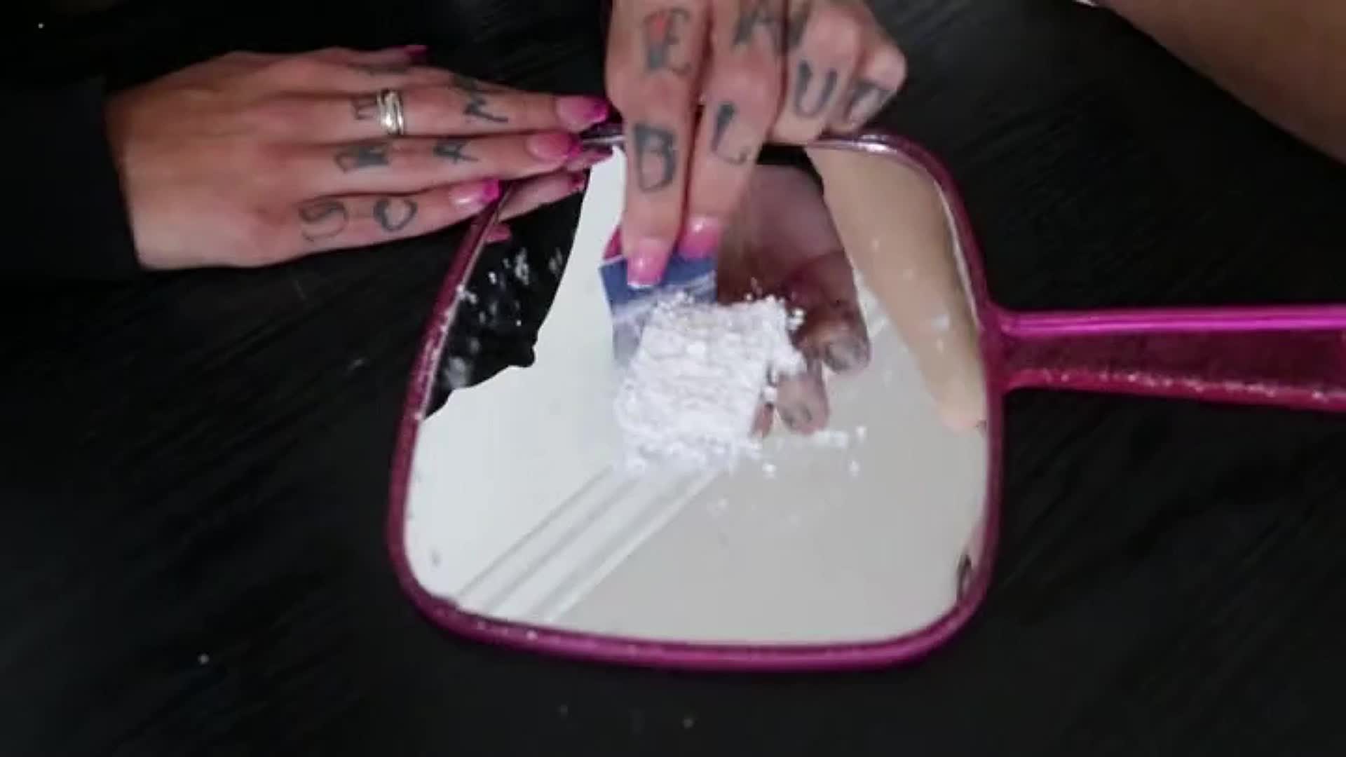 Bonnie Rotten Snorting Coke with Gia and want Anal