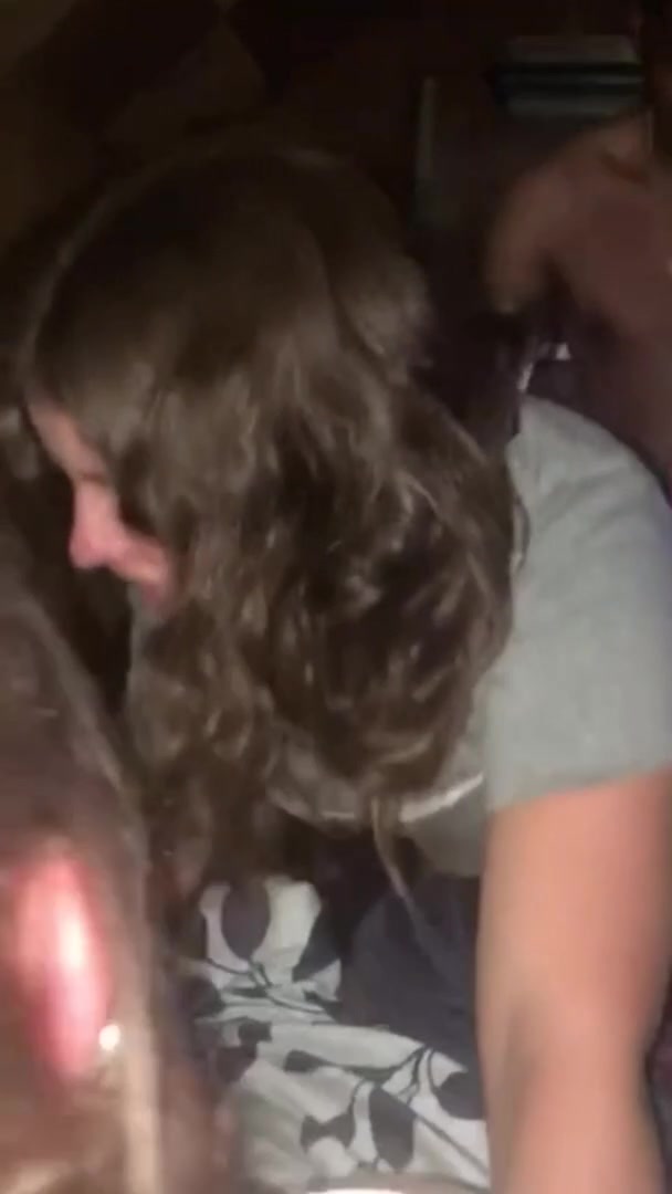 Best friends fuck together