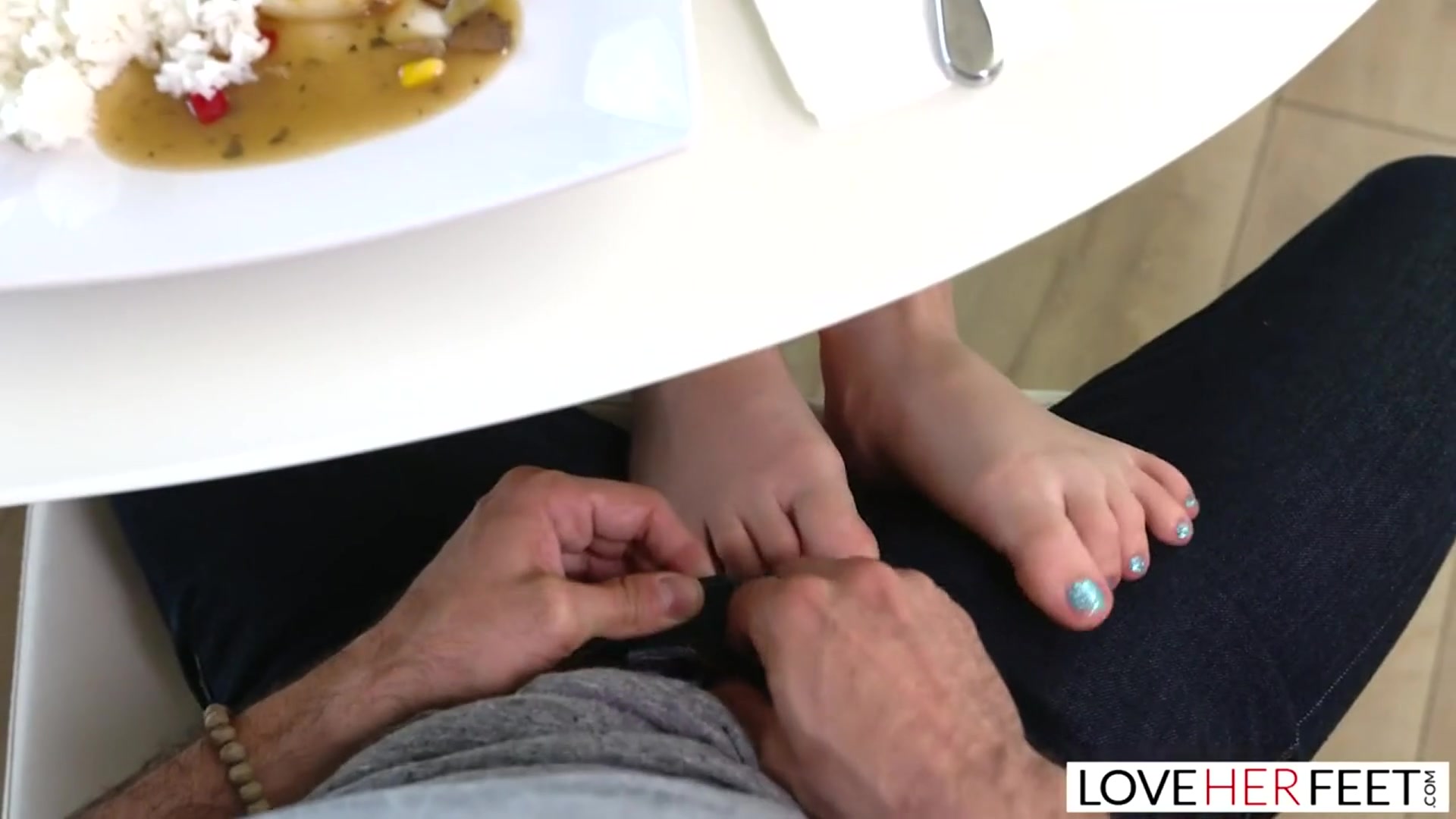 Alex Coal gives a great footjob