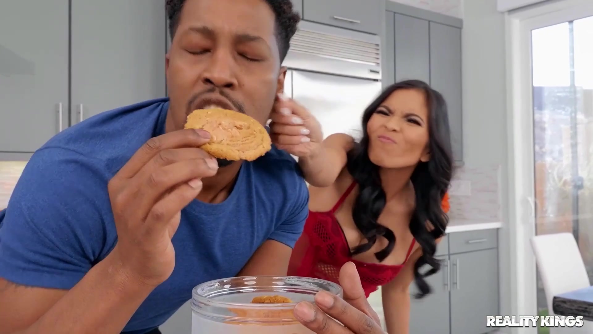 Jada Kai - No Cookie For Young Men