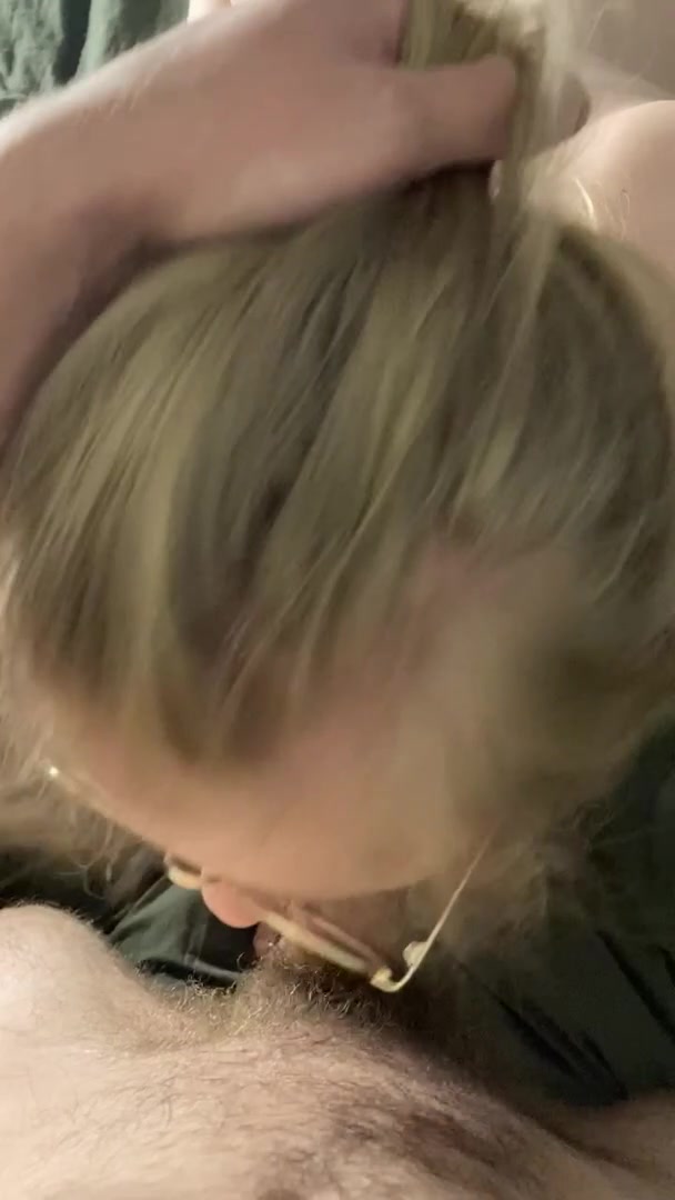 Just seeing if any redditors would volunteer to cum on my face