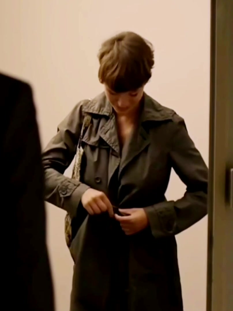 Nicola Ruf - Full frontal plot flash in 'The Red Room'