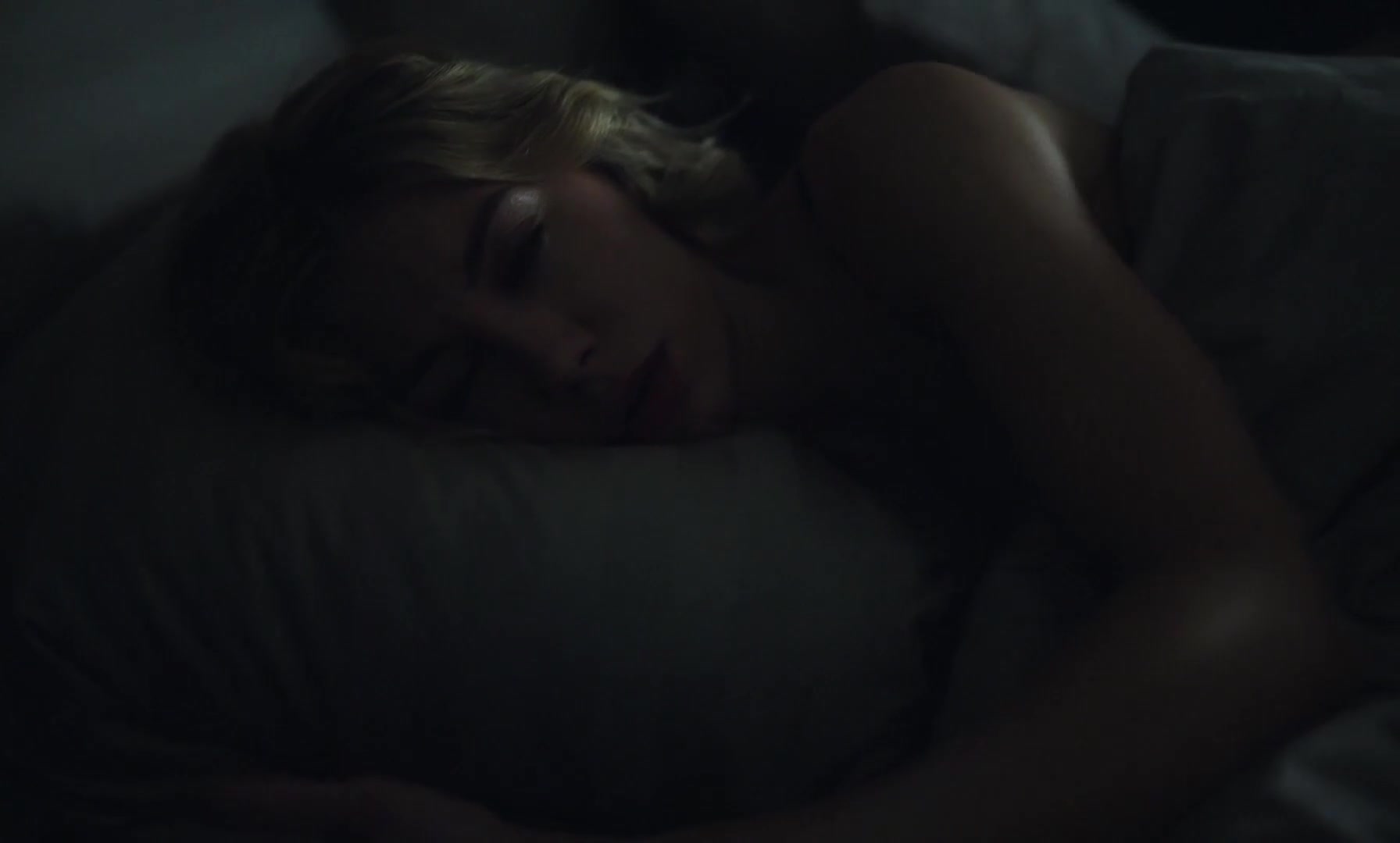 slowed down Jennifer Holland in Peacemaker S01E02