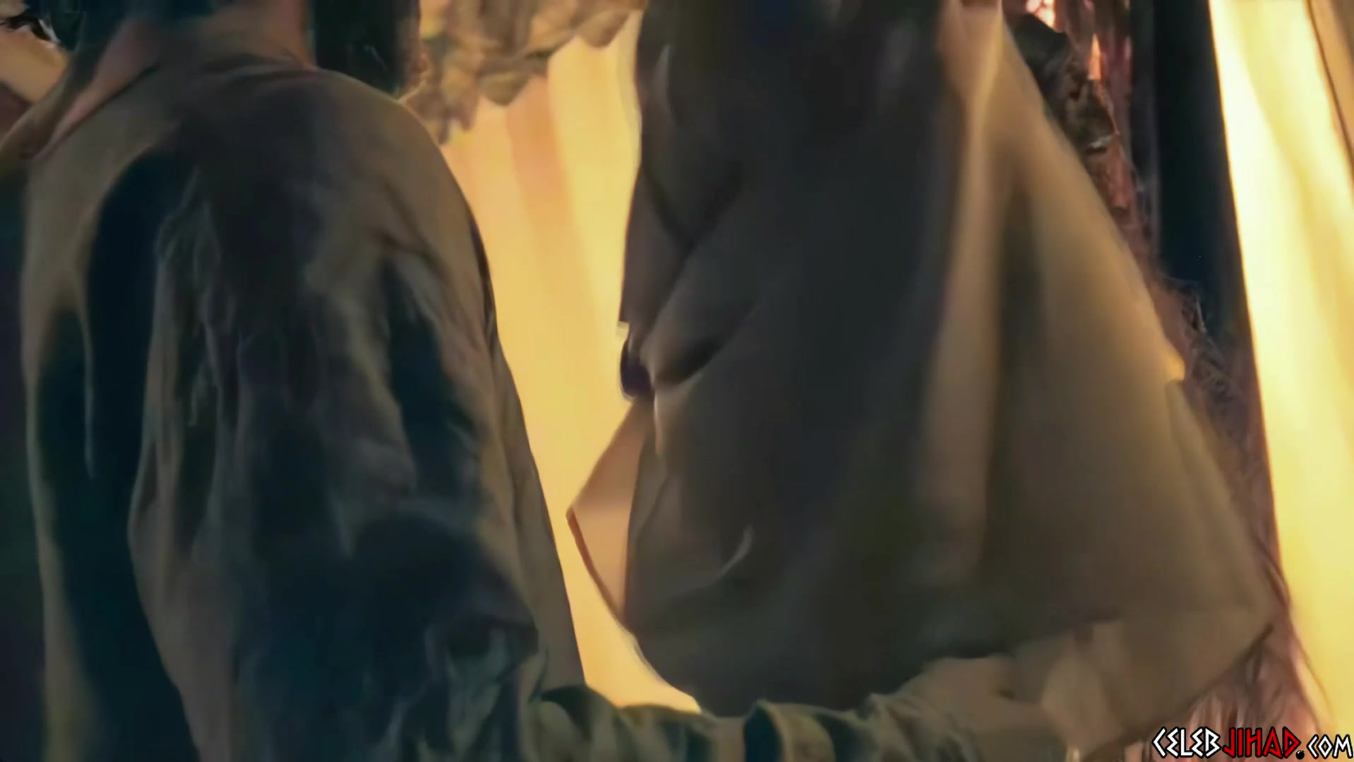 Florence Pugh plots brightened & enhanced in Outlaw King 2018