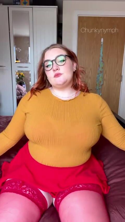 Jinkies! Wanna see what’s under my top?