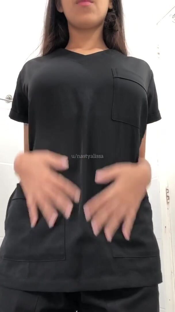 working without bra is so freeing