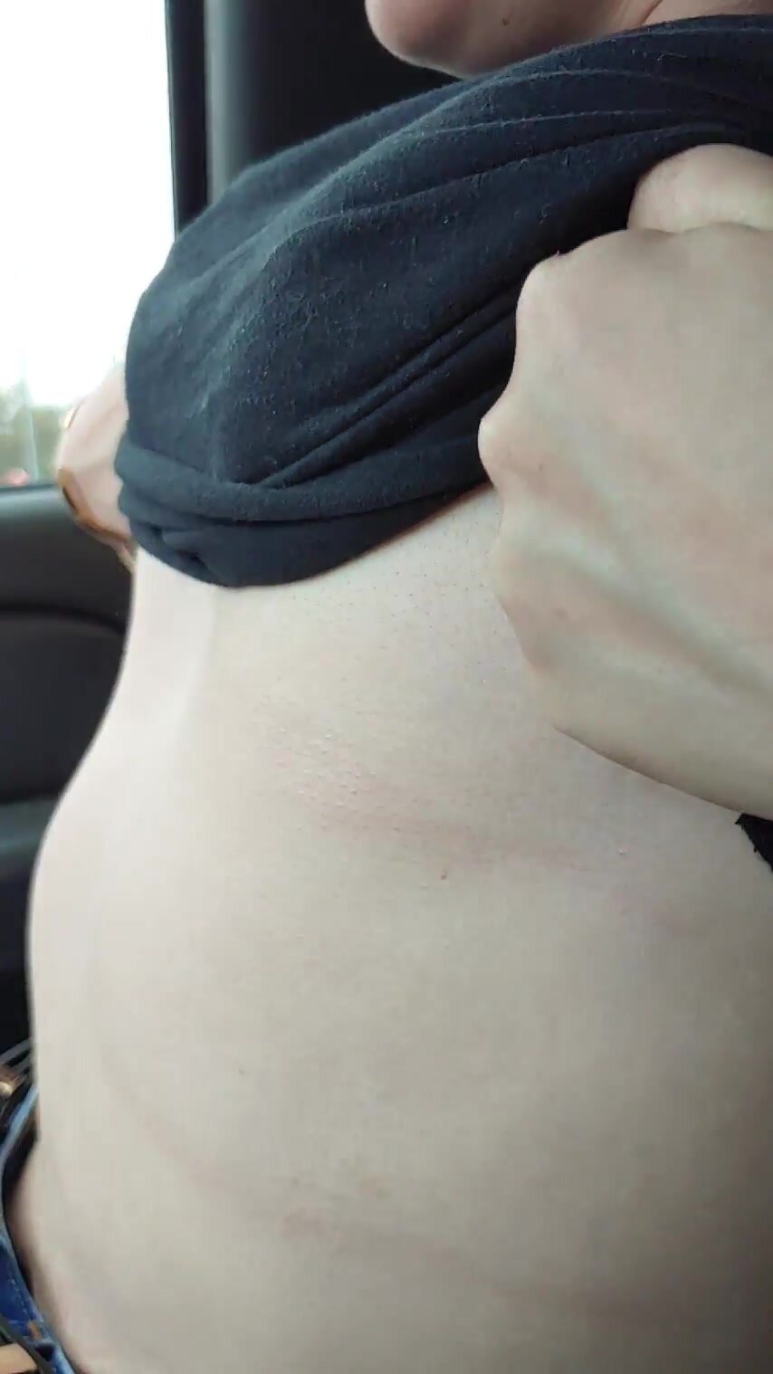 That one time a lady saw me flashing my tits