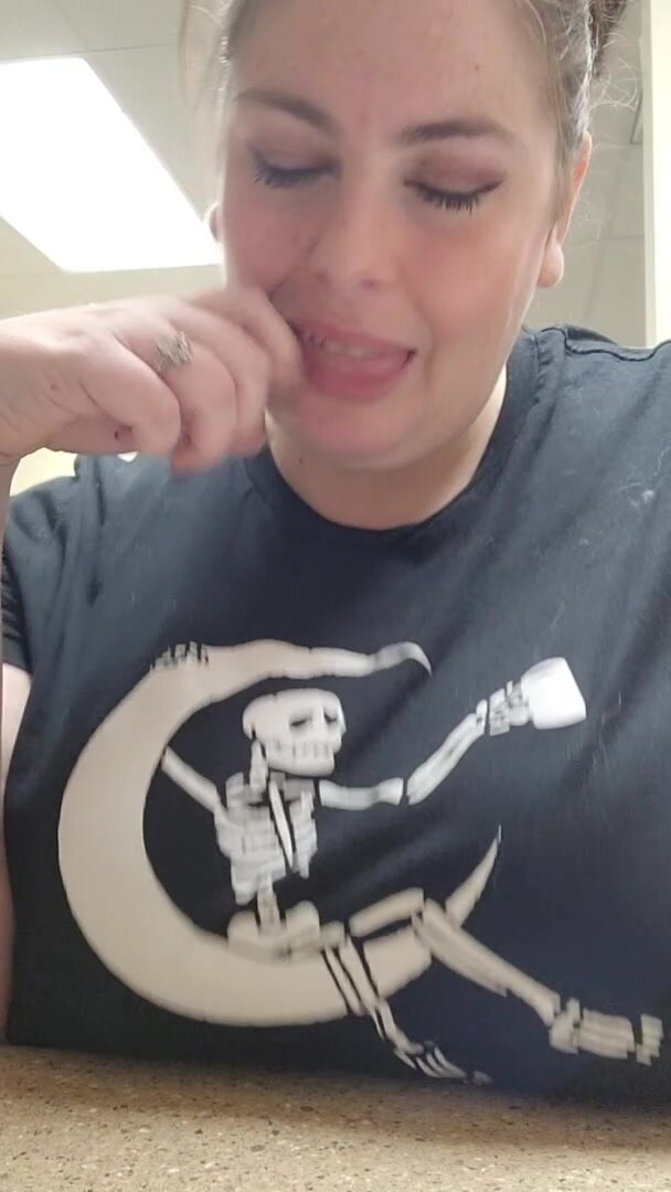 sorry I'm late today! If I show you these will that help?