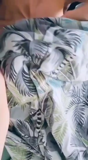 Fit, naked, and petite ☺️✌