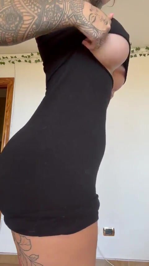 I hope you like how I jiggle my ass