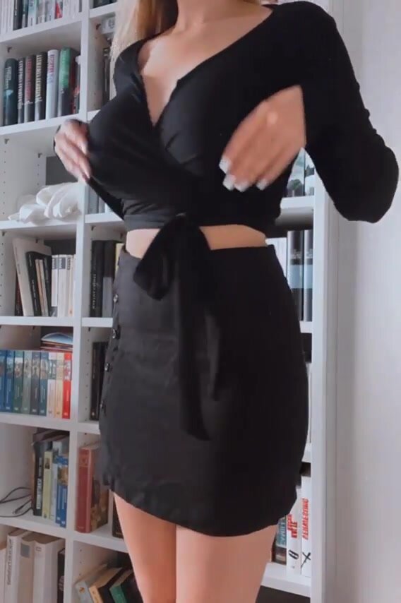 My application to be your assistant. Do I get the job?